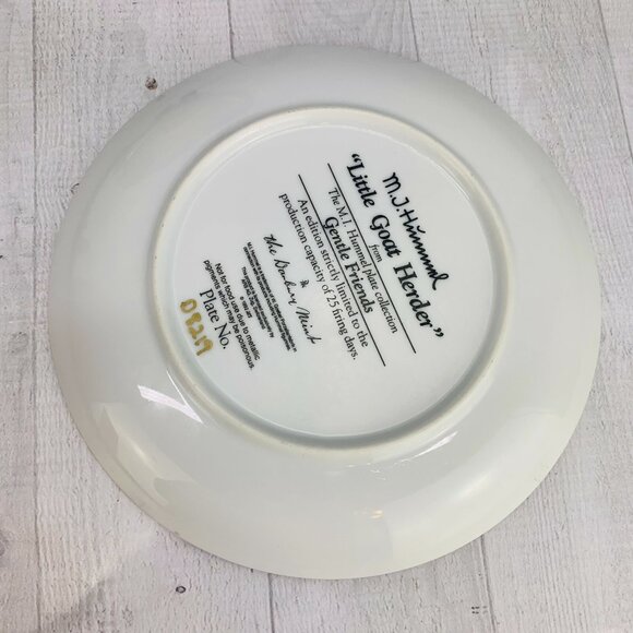 90's Danbury Mint M J Hummel GENTLE FRIENDS Animals Collection Plates Set of 3 - Picture 5 of 9